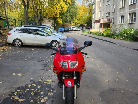 1995 Honda VF 750, красный, 220000 рублей, вид 3