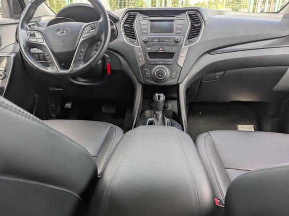 2017 Hyundai Santa Fe III Рестайлинг, белый, 1990000 рублей - вид 10