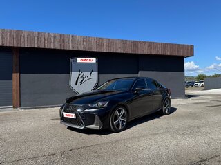 2018 Lexus IS 300 III Рестайлинг, чёрный, 3300000 рублей, вид 1