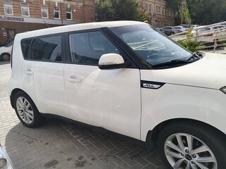2018 Kia Soul II Рестайлинг, белый, 1400000 рублей, вид 3