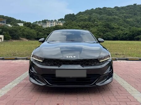 2022 Kia K5 III, чёрный, 2340000 рублей, вид 2