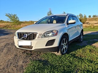 2011 Volvo XC60 I, белый, 1400000 рублей, вид 2