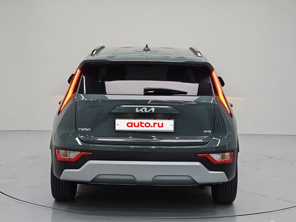 2023 Kia Niro II, зелёный, 2130000 рублей - вид 2