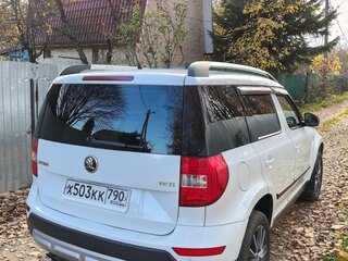 2016 Skoda Yeti I Рестайлинг, белый, 1250000 рублей, вид 4
