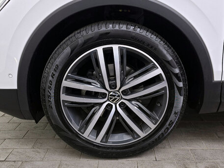 2023 Volkswagen Tiguan II Рестайлинг, белый, 2950000 рублей, вид 5