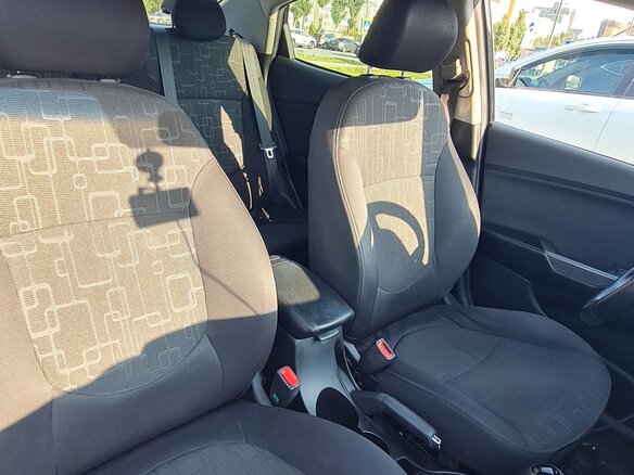 2013 Kia Rio 4-speed III, чёрный, 960000 рублей - вид 14