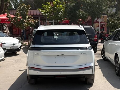 2026 Aion Y Plus 58.9 kWh, белый, 2180000 рублей, вид 5