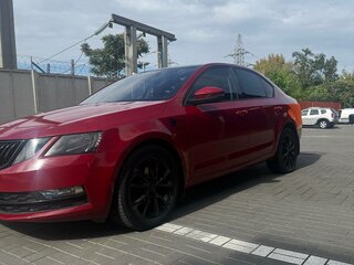 2017 Skoda Octavia III (A7) Рестайлинг, красный, 1850000 рублей, вид 3