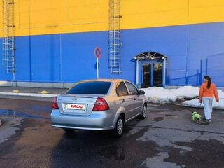 2010 Chevrolet Aveo I Рестайлинг, серебристый, 373000 рублей, вид 4