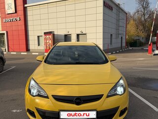 2013 Opel Astra GTC J Рестайлинг, жёлтый, 900000 рублей, вид 1