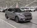 2023 Kia Carnival IV, серый, 3699000 рублей - вид 2