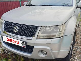 2011 Suzuki Grand Vitara II Рестайлинг, серебристый, 950000 рублей, вид 1