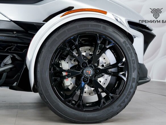 2022 BRP Can-Am Spyder, серебристый, 2299000 рублей - вид 10
