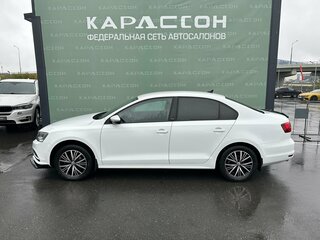 2017 Volkswagen Jetta VI Рестайлинг, белый, 1450000 рублей, вид 3