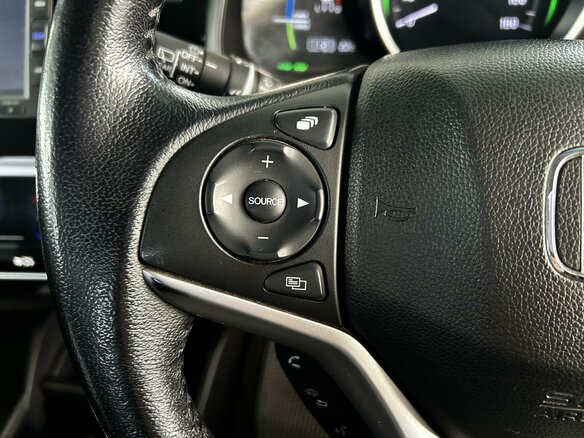 2018 Honda Fit III Рестайлинг, синий, 1279000 рублей - вид 13