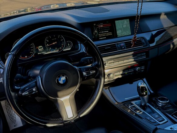 2013 BMW 5 серии 528i xDrive VI (F10/F11/F07) Рестайлинг, чёрный, 2320000 рублей - вид 10