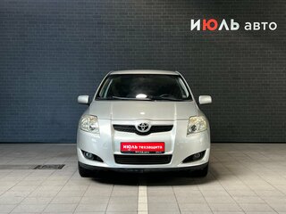 2007 Toyota Auris I, серебристый, 649000 рублей, вид 2