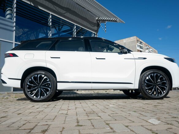 2026 Jaecoo J8, белый, 4599000 рублей - вид 1