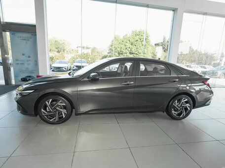 2026 Hyundai Elantra VII (CN7) Рестайлинг, серый, 2140000 рублей, вид 2