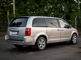 2008 Dodge Caravan Grand V, серебристый, 888000 рублей, вид 2