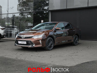2017 Toyota Camry VII (XV50) Рестайлинг 2, коричневый, 2100000 рублей, вид 1