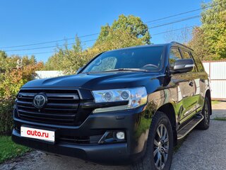 2016 Toyota Land Cruiser 200 Series Рестайлинг 2, чёрный, 4500000 рублей, вид 1