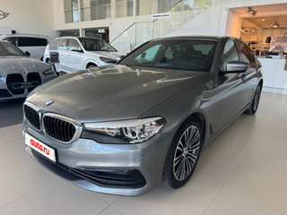 2018 BMW 5 серии 520d VII (G30/G31/G38), серый, 2950000 рублей, вид 2