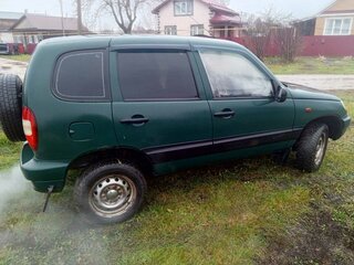 2005 Chevrolet Niva I, зелёный, 260000 рублей, вид 3