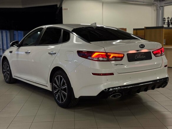 2018 Kia Optima IV Рестайлинг, белый, 2139000 рублей - вид 7