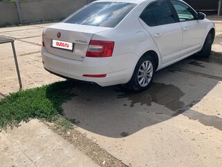 2013 Skoda Octavia III (A7), белый, 1000000 рублей, вид 4