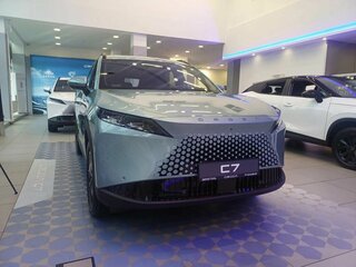 2025 Omoda C7, зелёный, 3266010 рублей, вид 3