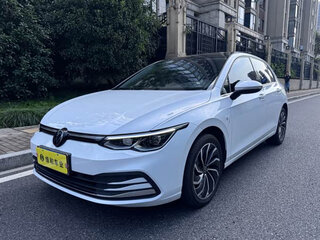 2024 Volkswagen Golf VIII, белый, 1900000 рублей, вид 1