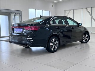 2019 Kia Cerato IV, чёрный, 1715000 рублей, вид 4