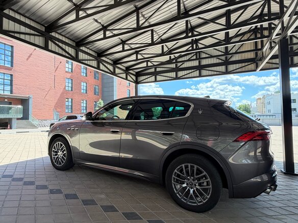 2023 Maserati Grecale GT, серый, 6970000 рублей - вид 12