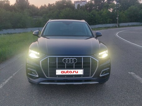 2021 Audi Q5 45 TFSI II (FY) Рестайлинг, синий, 2850000 рублей, вид 3