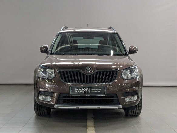 2016 Skoda Yeti I Рестайлинг, коричневый, 1685000 рублей - вид 9