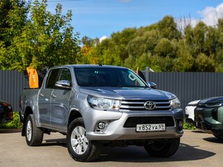Toyota Hilux VIII