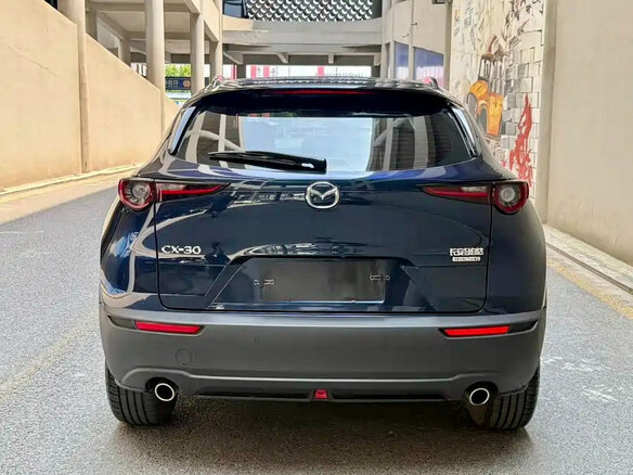 2022 Mazda CX-30 I, синий, 2150000 рублей - вид 4