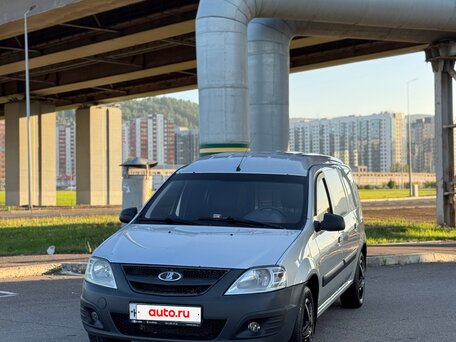 2017 Lada (ВАЗ) Largus I, серебристый, 570000 рублей, вид 3