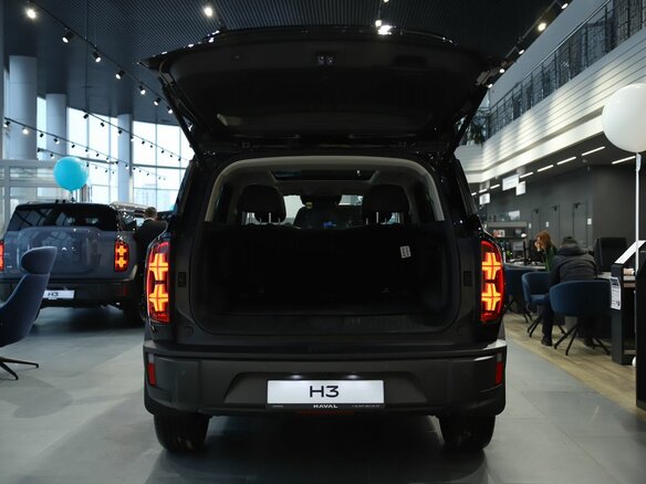 2026 Haval H3 I Рестайлинг, чёрный - вид 3