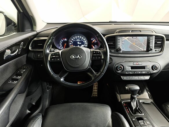 2018 Kia Sorento III Prime Рестайлинг, белый, 3048111 рублей - вид 19