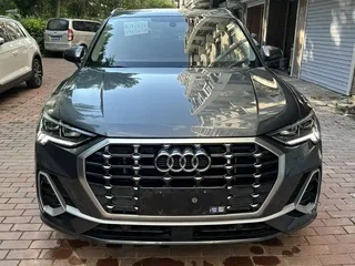 2023 Audi Q3 35 TFSI II (F3), серебристый, 2890000 рублей, вид 2