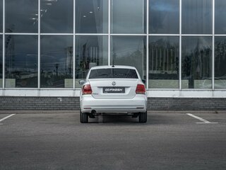 2019 Volkswagen Polo V Рестайлинг, белый, 910000 рублей, вид 4
