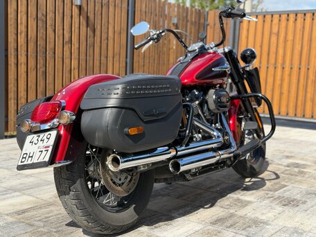 2019 Harley-Davidson Heritage Classic, красный, 2010000 рублей, вид 5