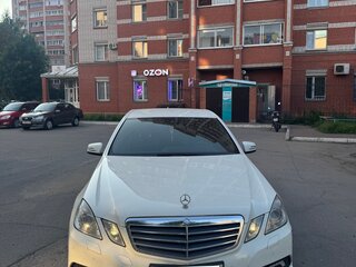 2011 Mercedes-Benz E-Класс 200 7G-Tronic IV (W212, S212, C207), белый, 1250000 рублей, вид 1