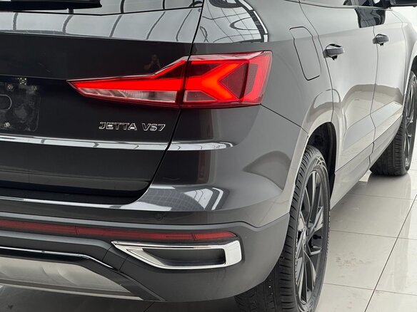 2022 Jetta VS7 I, серый, 1390000 рублей - вид 10