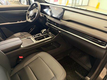 2026 Geely Okavango I Рестайлинг, синий, 4085990 рублей, вид 5