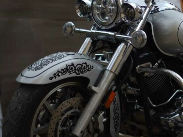 2006 Yamaha XVS1100, серебристый, 590000 рублей