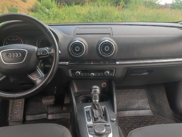 2014 Audi A3 III (8V), белый, 1300000 рублей - вид 8