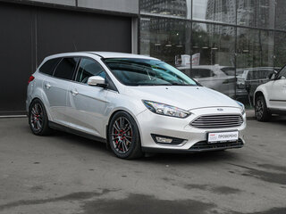 2017 Ford Focus III Рестайлинг, серебристый, 1260000 рублей, вид 3